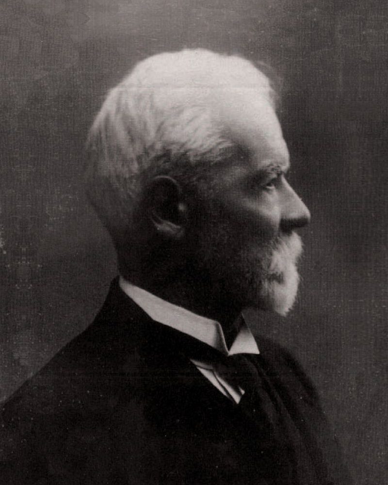 Retrato fotográfico de Henri Fayol